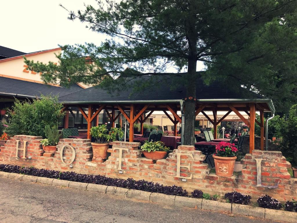 Zahrada ubytování Hotel Zéta