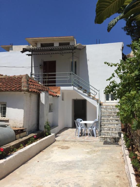 Vaso Apts - Image 6