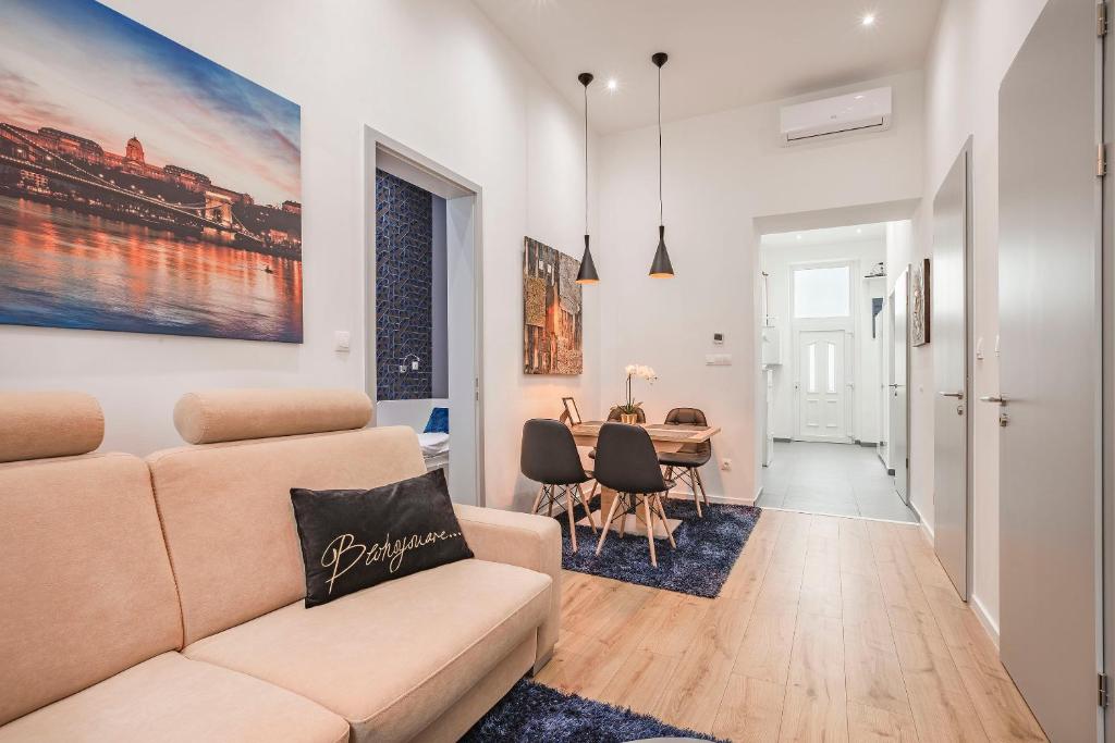 Posedenie v ubytovaní Budapest Broadway Apartment