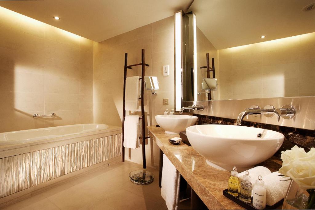 InterContinental Hanoi Westlake by IHG - Klassisches Club-Zweibettzimmer Mit Stadtblick