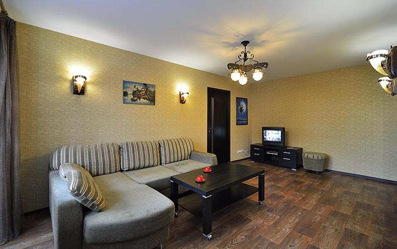 Welcome Apartments - One-Bedroom Apartment - D. Yavornitskoho Prospekt 8