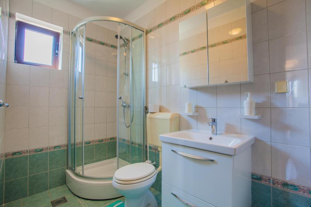 Vannituba majutusasutuses Guesthouse Maver