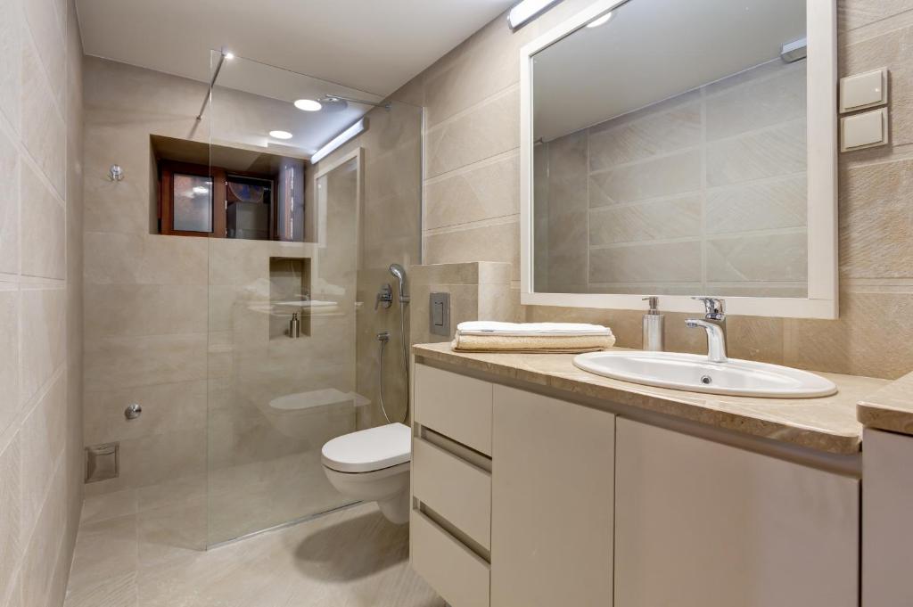 Apartments PROVA - One-Bedroom Apartment With Sea View And Balcony