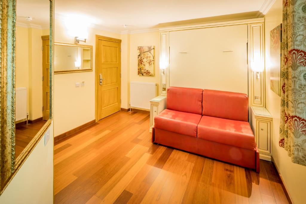 Posezení v ubytování Linton Hotel Luton