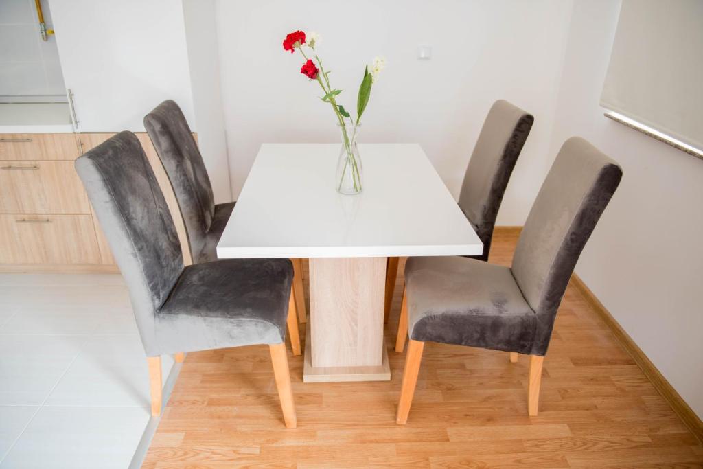 Posezení v ubytování Leader apartment