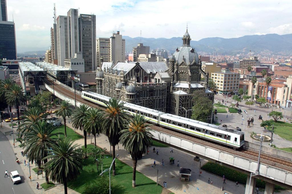 Nespecifikovaný výhled na destinaci Medellín nebo výhled na město při pohledu z hotelu