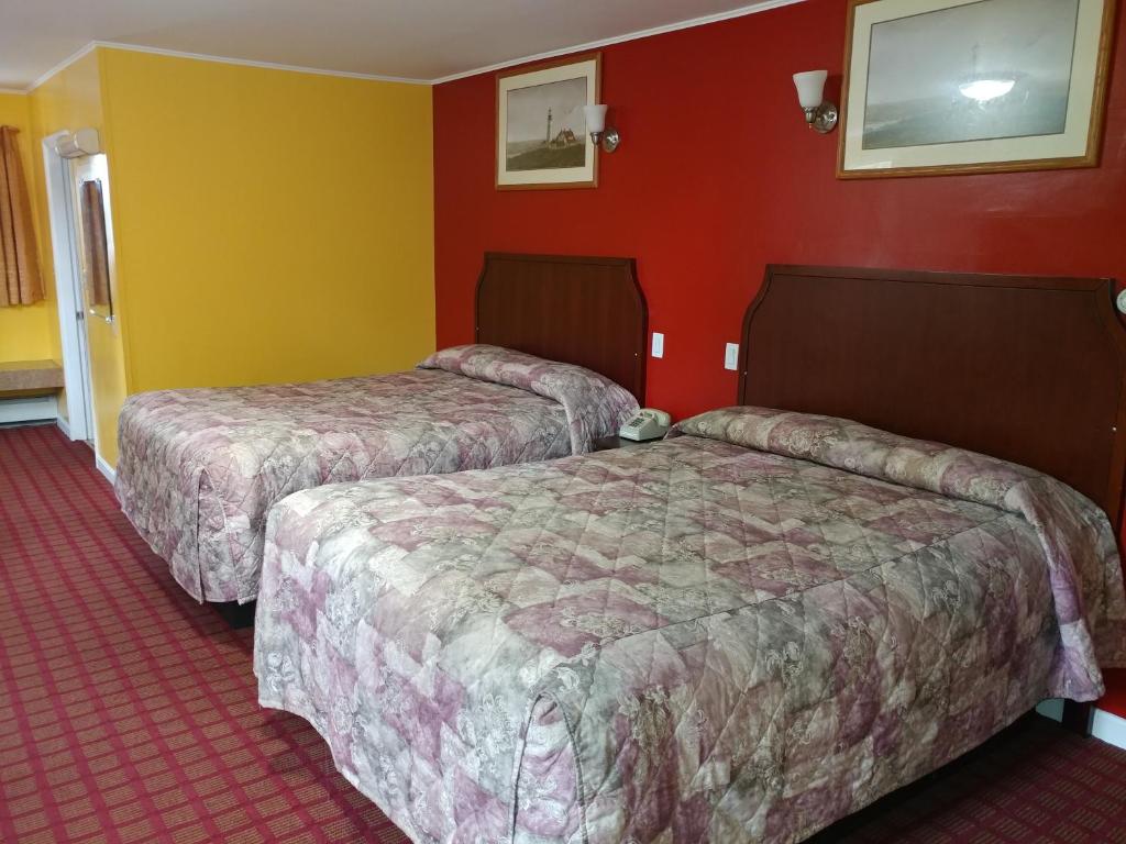 Maine Motel - Queen Room