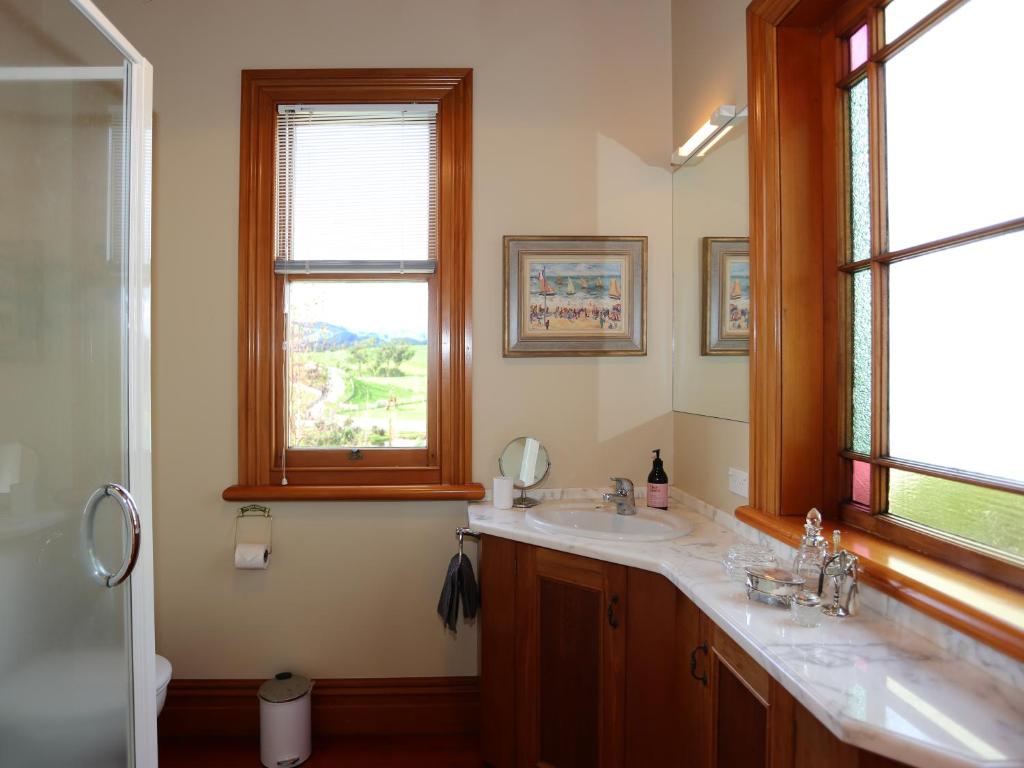 Maungakawa Villa - Resim 3