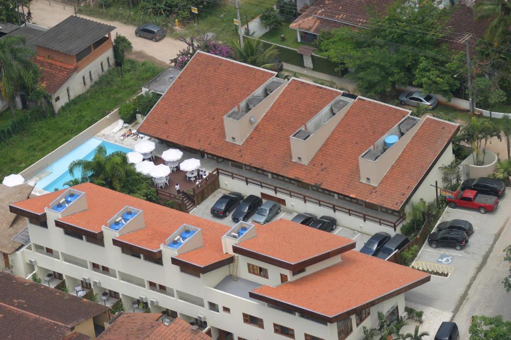 Uma vista aérea de Pousada Sol e Mar