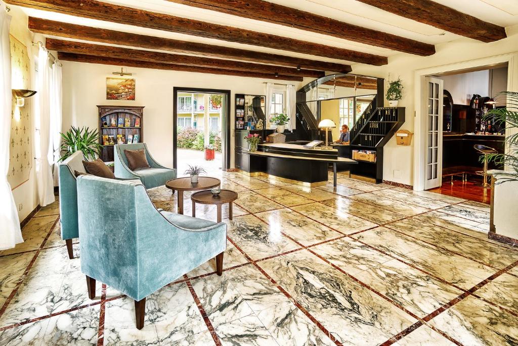 Posezení v ubytování Hotel Villa Rainer
