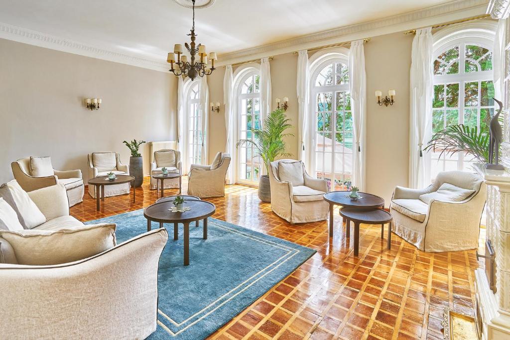 Posezení v ubytování Hotel Villa Rainer