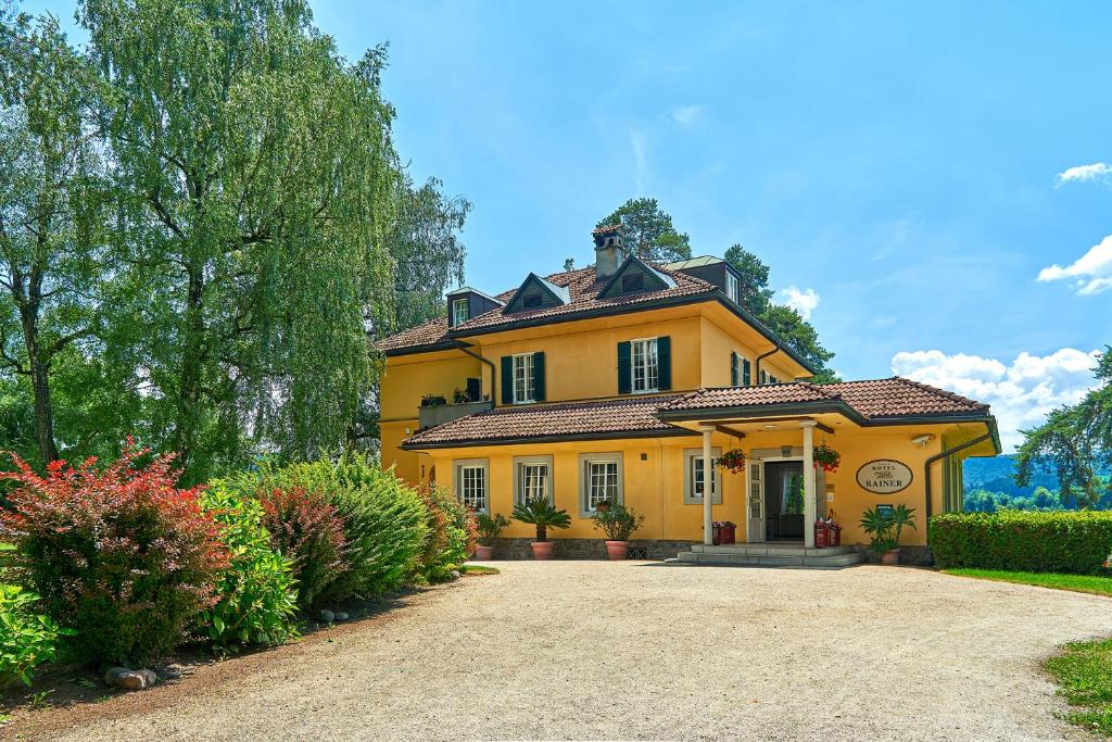 Zahrada ubytování Hotel Villa Rainer