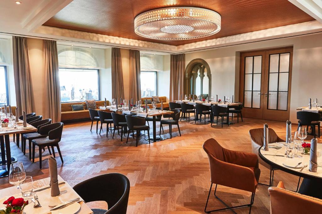 Restaurace v ubytování Steigenberger Inselhotel