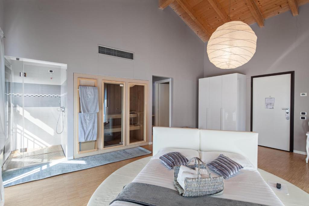 Zdjęcie z galerii obiektu Tenuta Valdorso - Agri Resort w mieście Montechiaro D'acqui