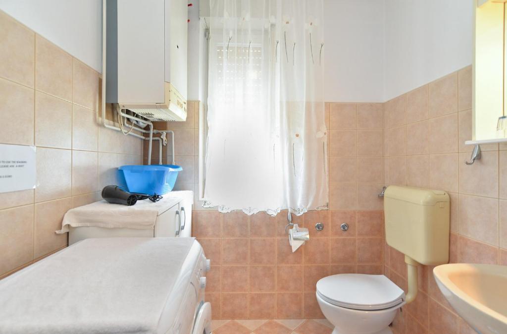 Koupelna v ubytování Apartment & Room Tanja 1552