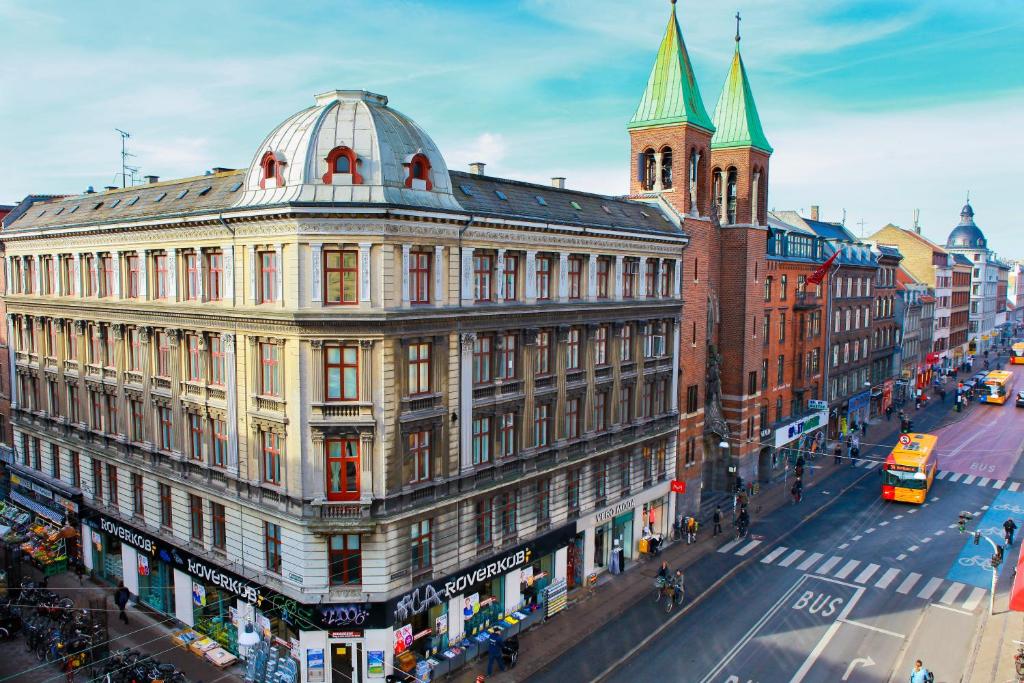 an overhead view of a building on a city street at Hotel Nora Copenhagen in Copenhagen