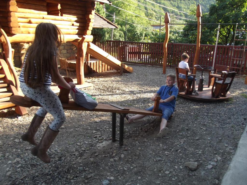 Hosté ubytování Sadyba Zatyshna