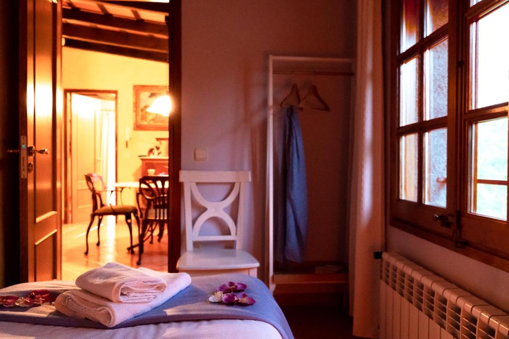 Postel nebo postele na pokoji v ubytování Casa Can Boix