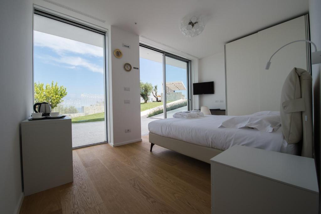 B&B Capo Torre Resort & SPA
