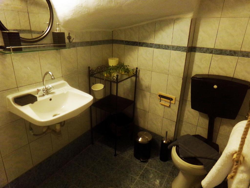 Koupelna v ubytování Leia Guest House