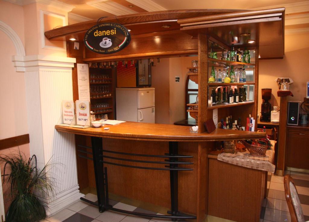 Lounge nebo bar v ubytování Garni Hotel PBG