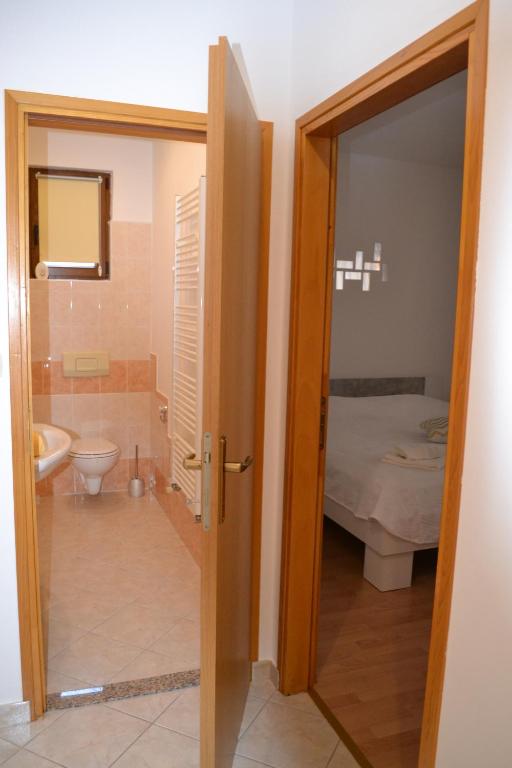 Koupelna v ubytování Apartman Doli