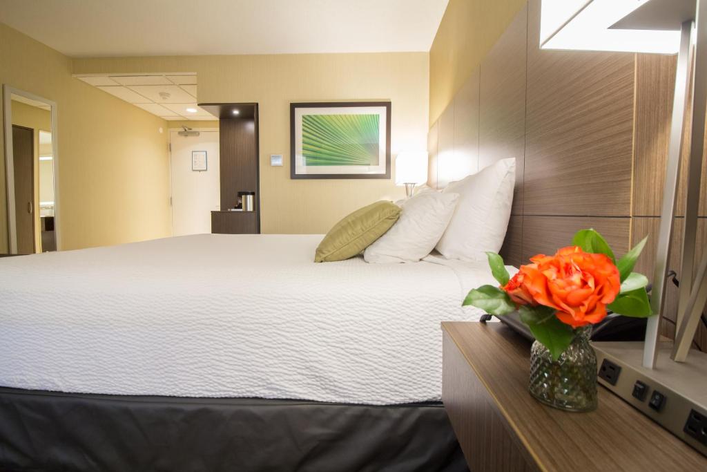 Cama o camas de una habitación en Victoria Inn Hotel and Convention Center Winnipeg