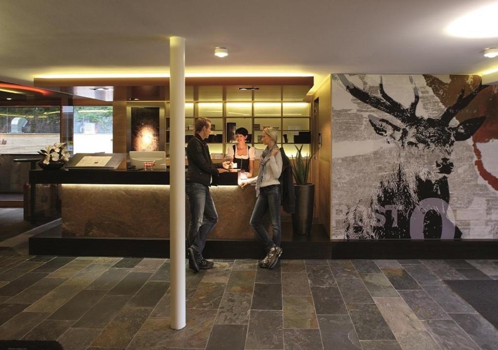 Posezení v ubytování Alpen Hotel Post