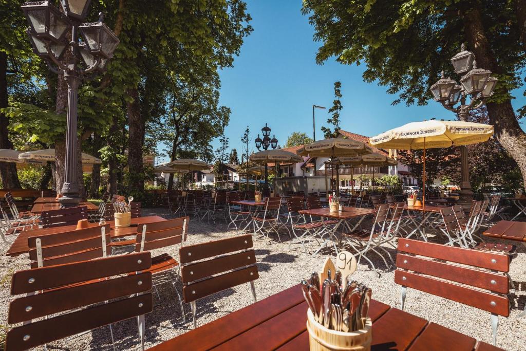 Fotografie z fotogalerie ubytování Hotel & Gaststätte zum Erdinger Weißbräu v Mnichově