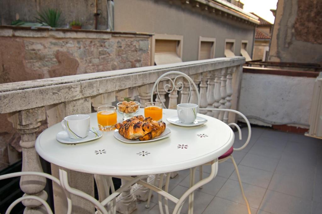 3M Peristil - Appartamento Con Balcone