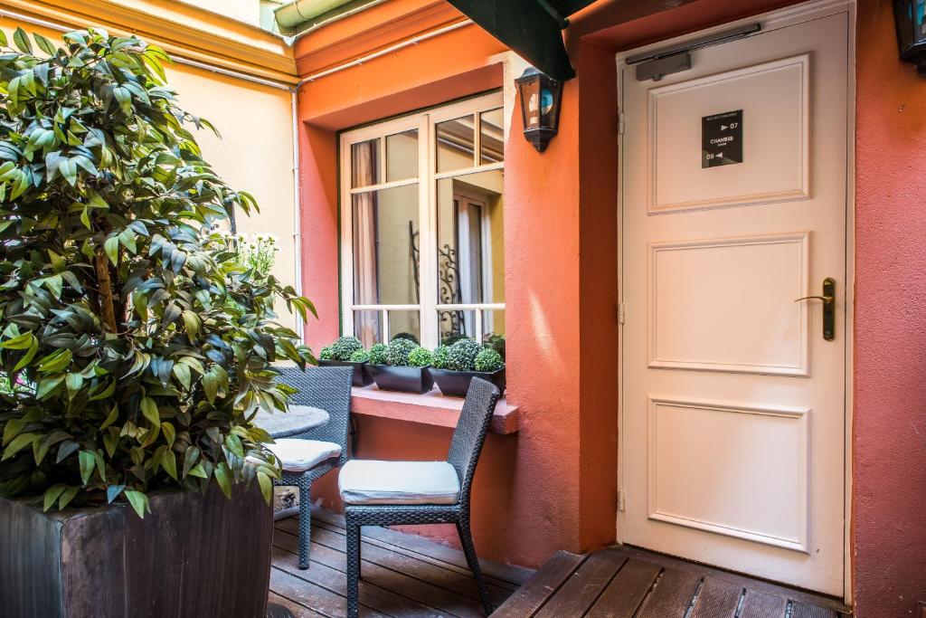 Hôtel Jardin Le Bréa - Resim 42