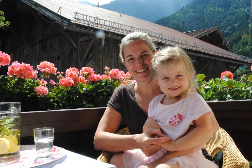 Hostia v ubytovaní Gästehaus Rieser