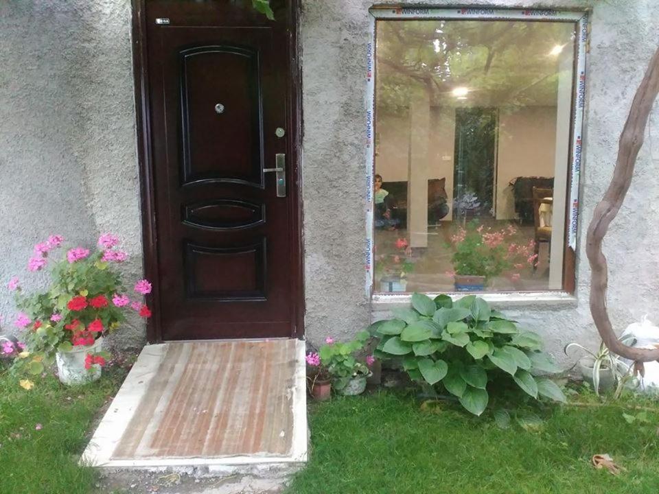 Zahrada ubytování Holiday Home Ekaterine