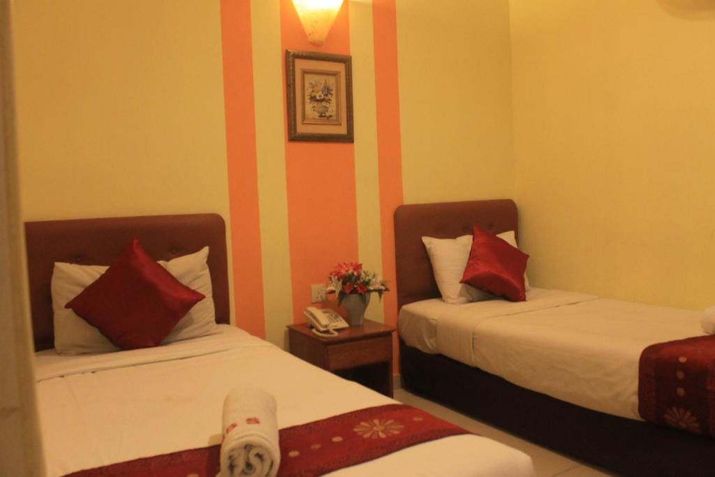Sun Inns Hotel Equine, Seri Kembangan - Standard Twin Room With Sea View