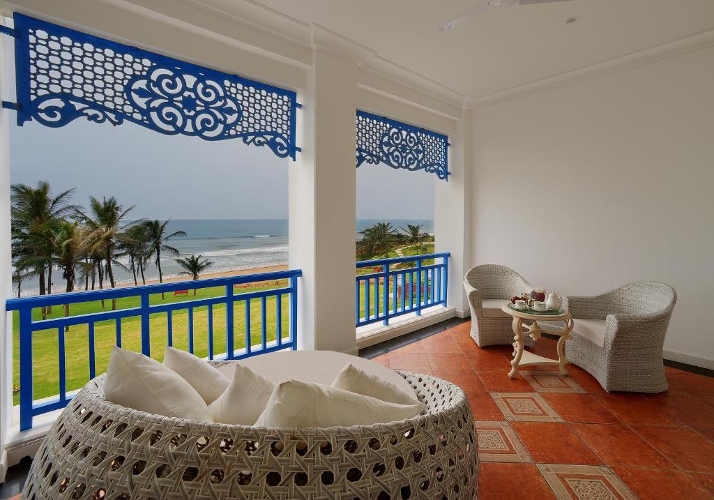 Balkón nebo terasa v ubytování Mayfair Palm Beach Resort