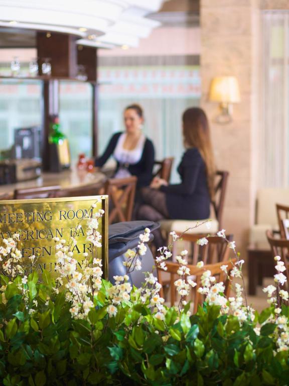 Hosté ubytování Hotel Grand Emin