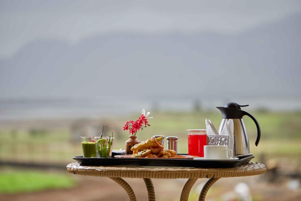 Nápoje v ubytování Saj By The Lake, Malshej Ghat