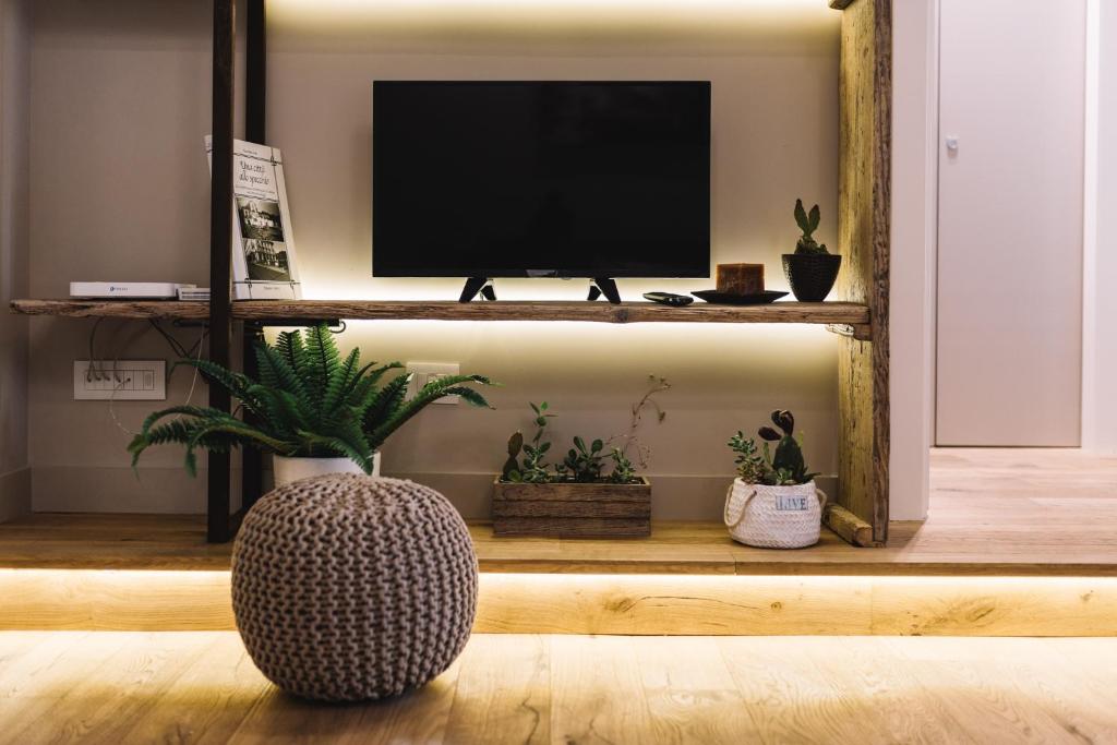 Four Elements Apartments - 6