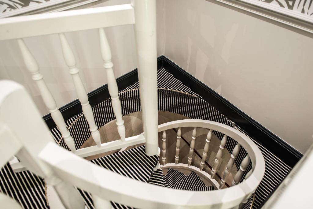 Hôtel Jardin Le Bréa - Resim 23