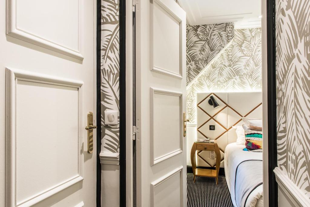 Hôtel Jardin Le Bréa - Resim 14