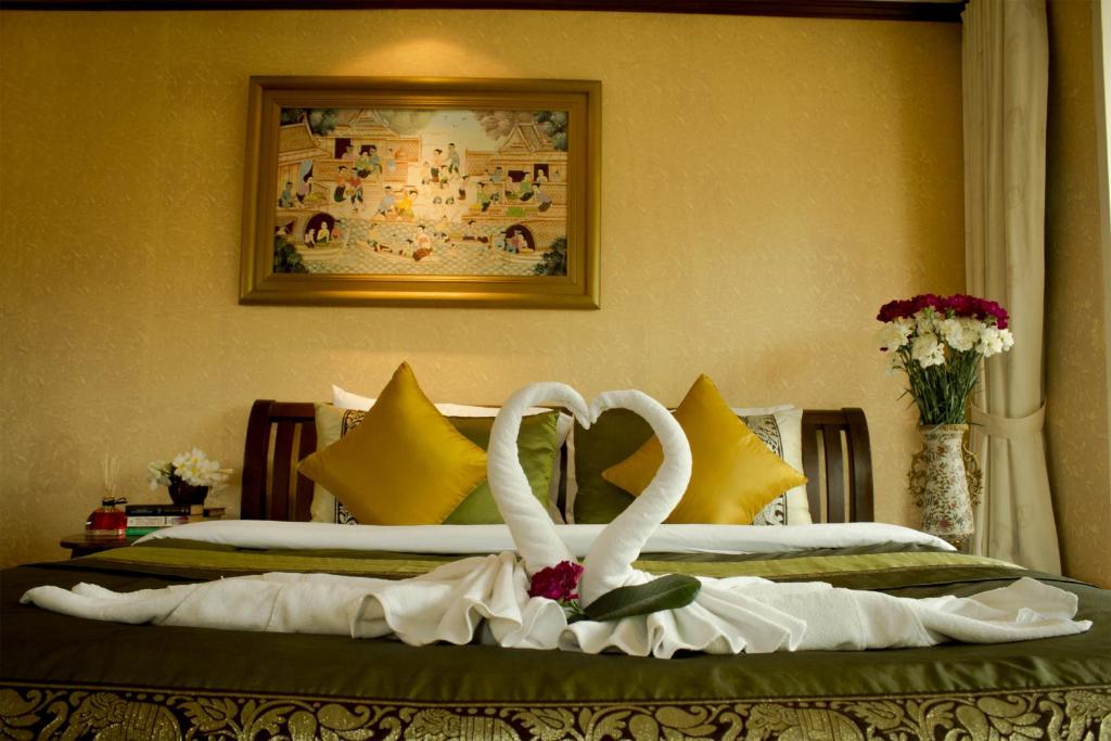 Hua Hin White Villa Hotel - SHA Certified - Resim 36