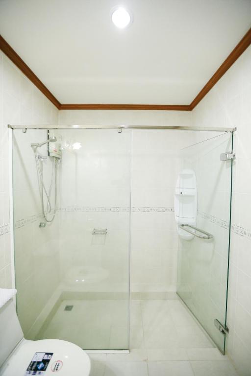 Hua Hin White Villa Hotel - SHA Certified - Resim 28