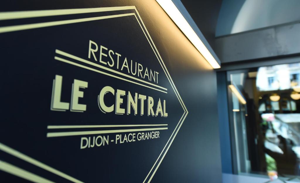 Certifikát, hodnocení, plakát nebo jiný dokument vystavený v ubytování ibis Styles Dijon Central