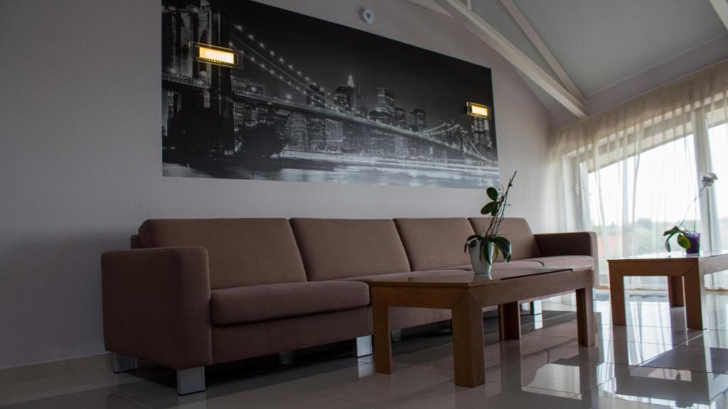 Posedenie v ubytovaní Gokart Hotel