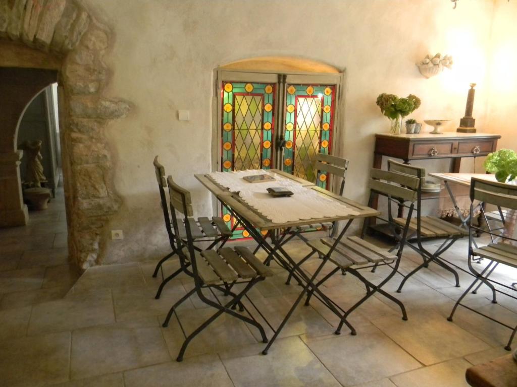 Fotografie z fotogalerie ubytování La Grange à Nicolas v destinaci Baume-les-Messieurs