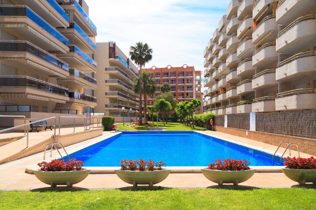 Gallery image of UHC Ventura Park Apartments in Salou