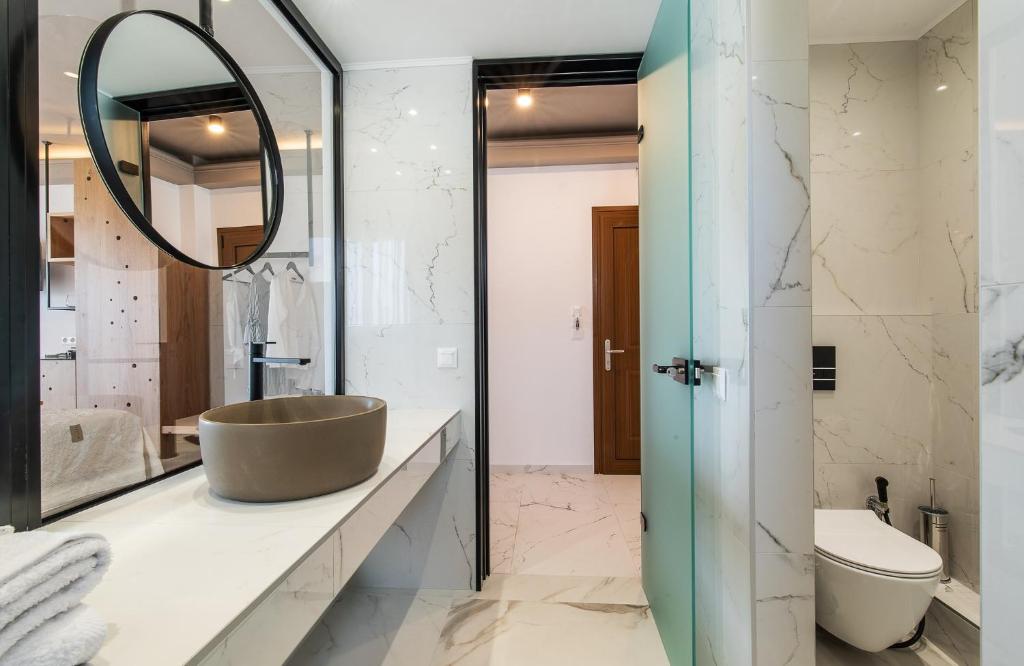 Assano Seafront Luxury - 14