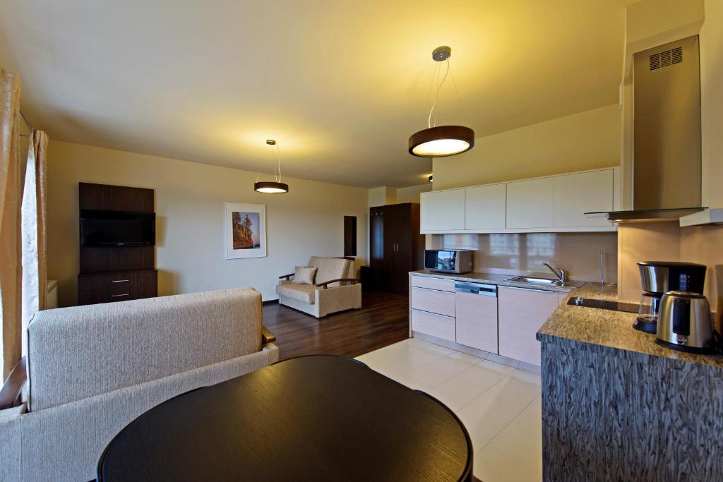 Apartamenty Sun & Snow Foka - zielona okolica, blisko plaży, blisko portu, plac zabaw - Studio