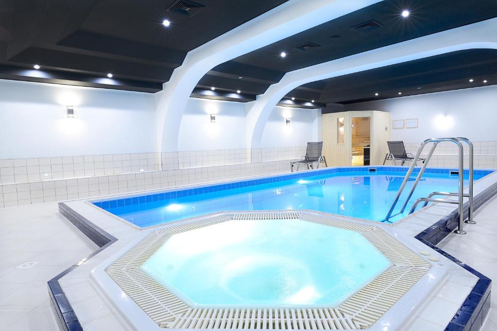 Qubus Hotel Wroclaw - Resim 3