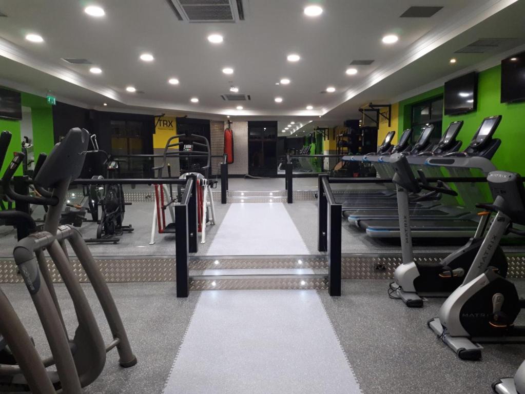 Fitness centrum a/nebo fitness zařízení v ubytování Fitzgeralds Woodlands House Hotel